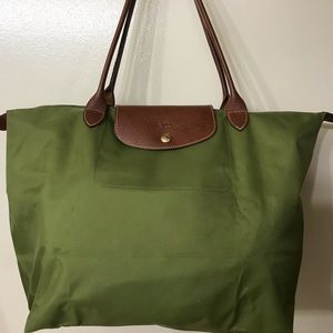 Longchamp Le Pilage Medium Tote